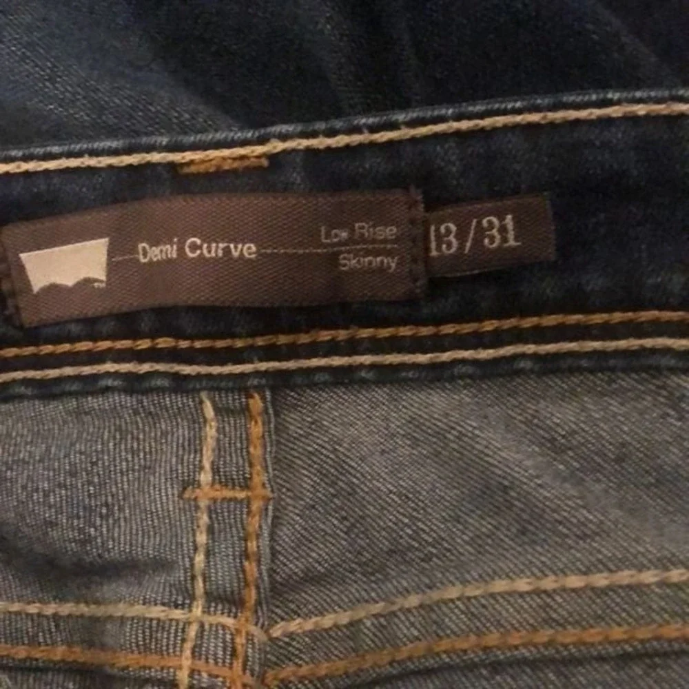 Levi Demi‎ Curve Low Rise Skinny Size:31 - Picture 5 of 7